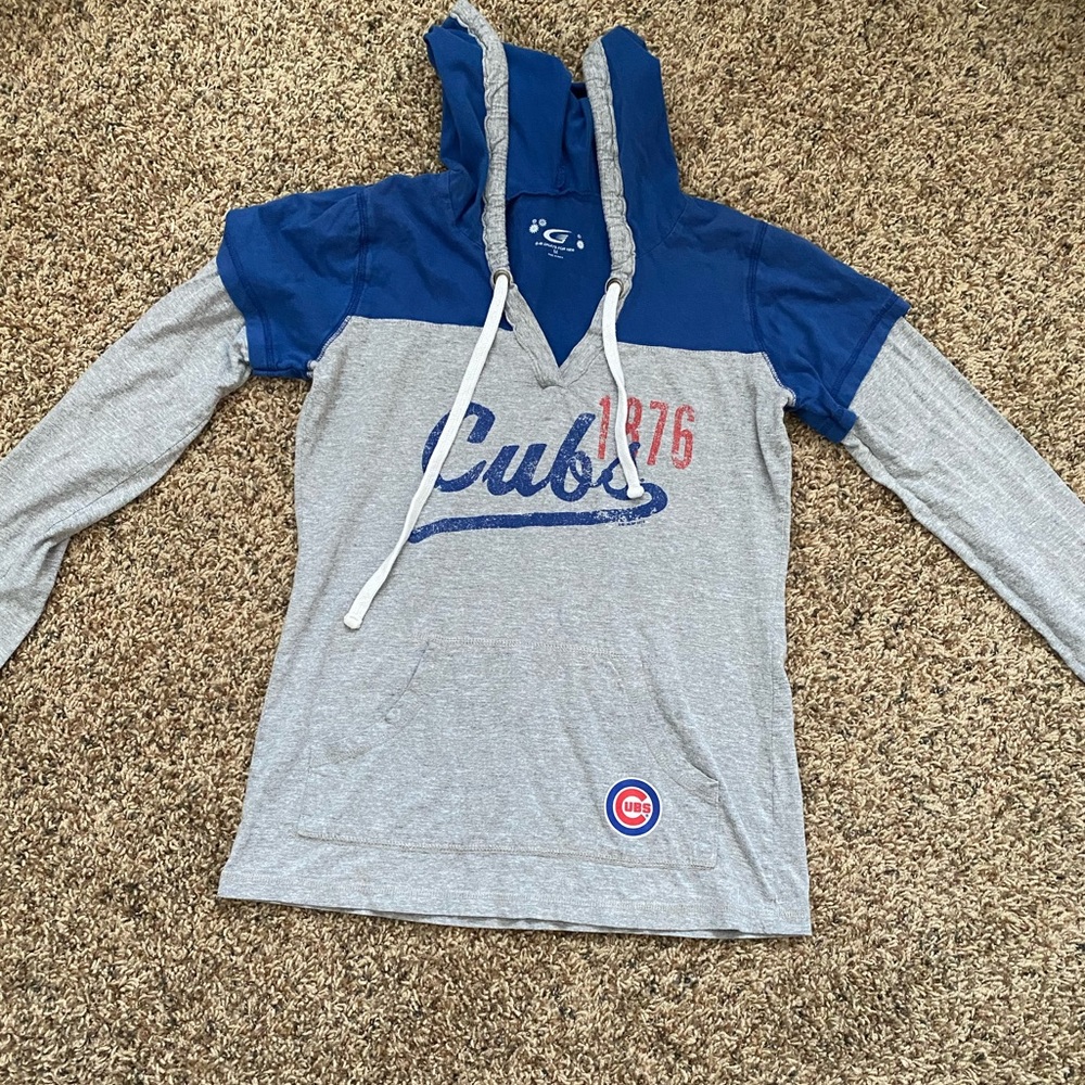 Chicago Cubs long sleeved shirt!
